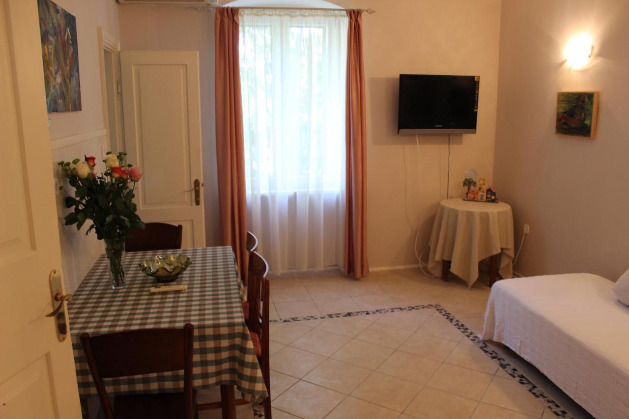 Adagio Theatre Apartment Сплит Экстерьер фото