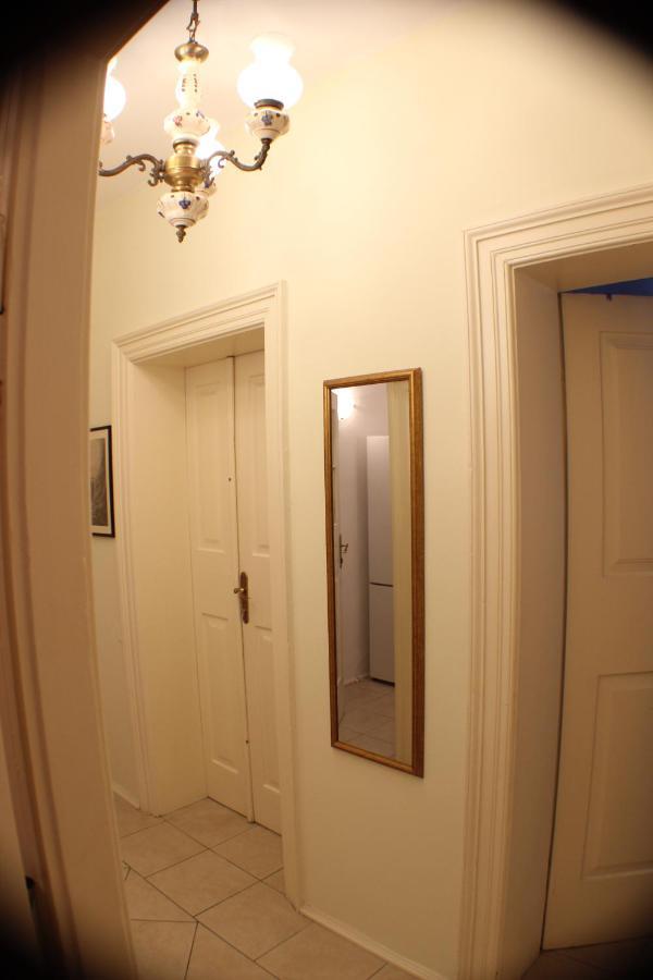 Adagio Theatre Apartment Сплит Экстерьер фото